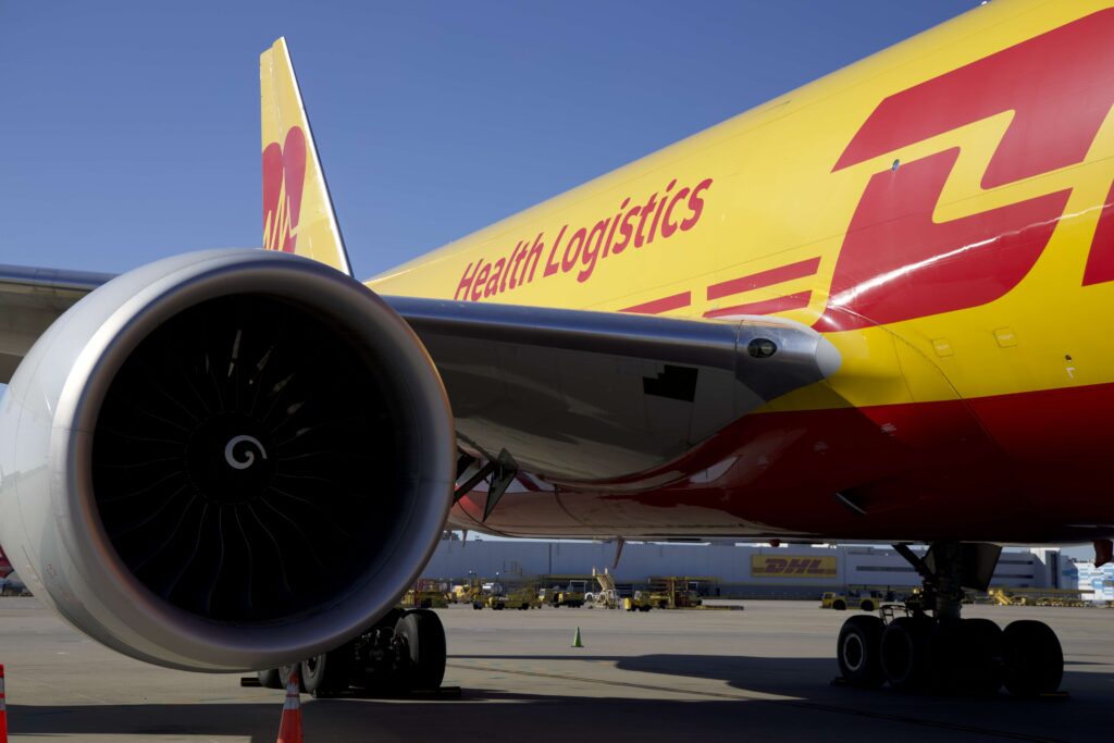 DHL Group amplia la propria rete Airfreight Cold Chain per rafforzare la logistica sanitaria globale